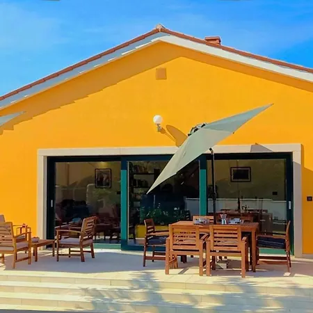 Villa Casa Alice By Vintage Travel Ližnjan